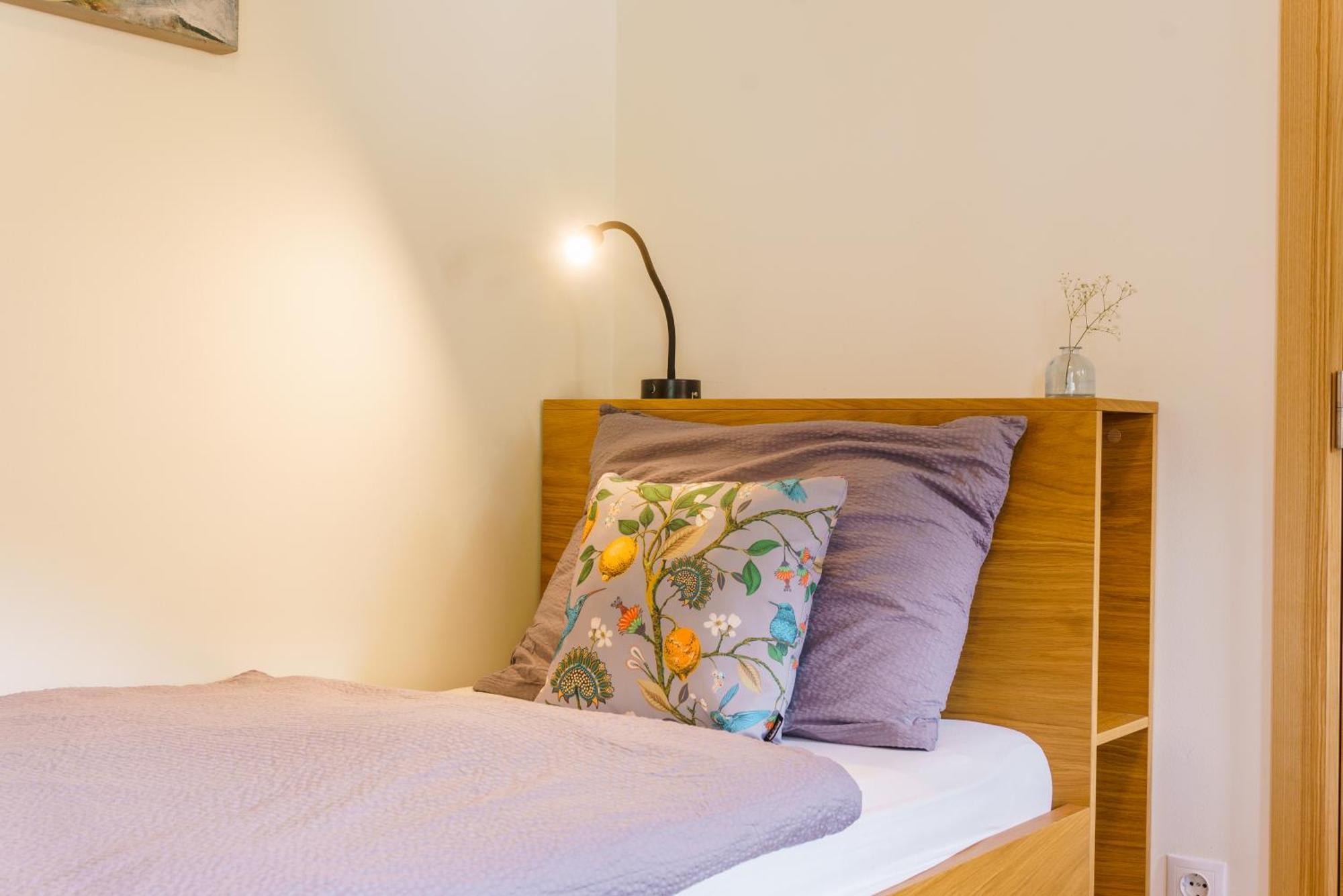 Julias Guesthouse Ora / Auer Ngoại thất bức ảnh
