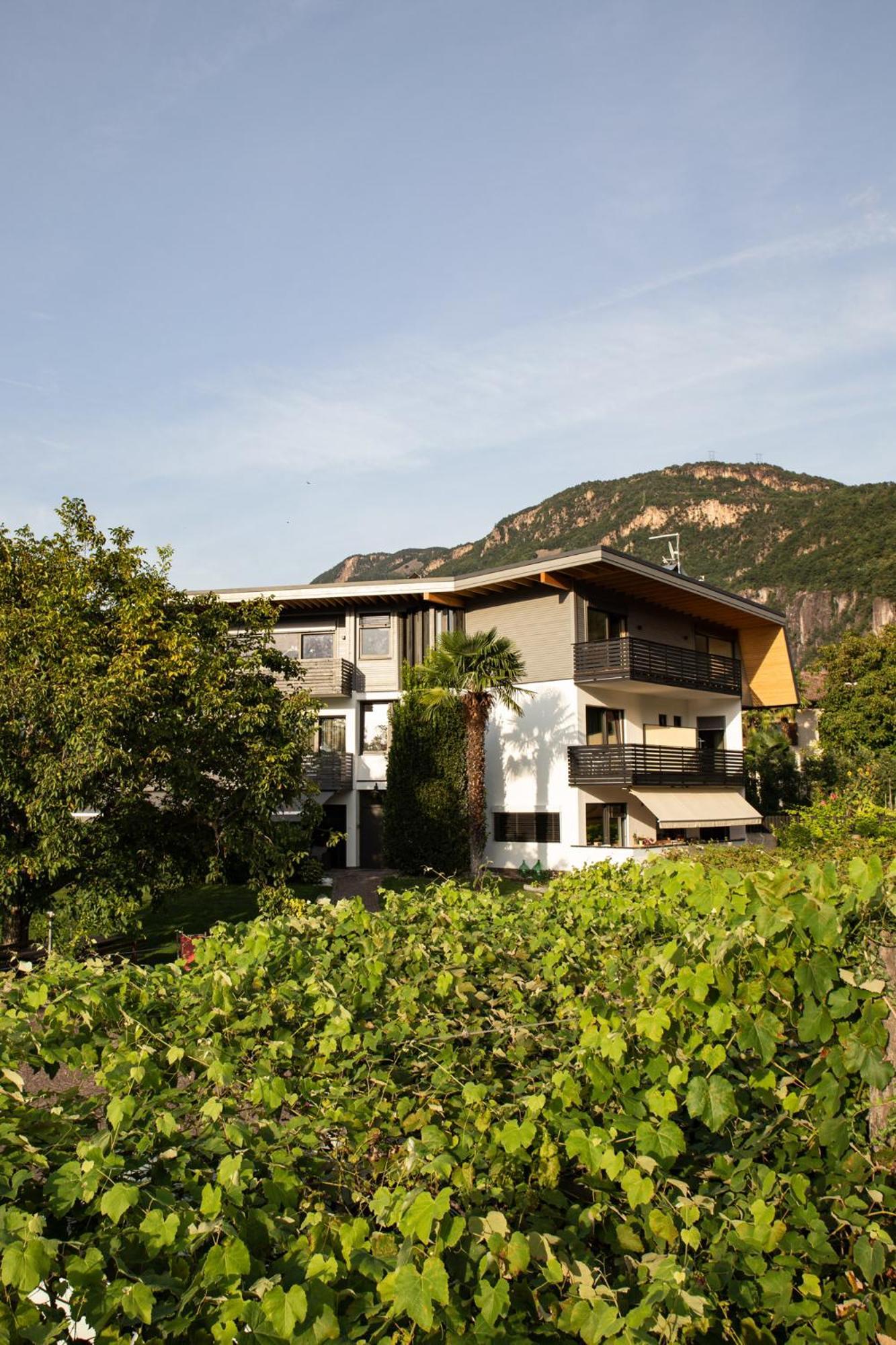 Julias Guesthouse Ora / Auer Ngoại thất bức ảnh